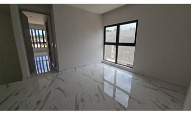 Venta de Casa  nueva  en Albrook 9