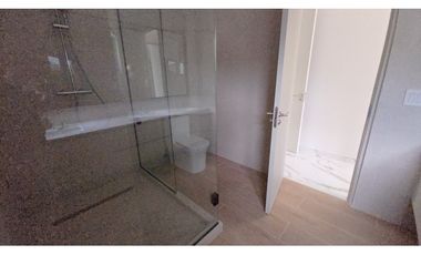 Venta de Casa  nueva  en Albrook 9
