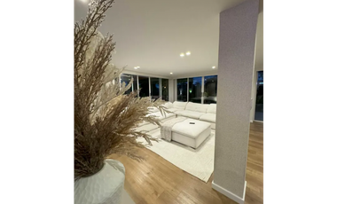 SE VENDE CASA EN VILLA LUCRE URB. ALTOS DE SAN RAFAEL CON PISCINA