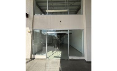 ALQUILER LOCAL COMERCIAL EN MILLA 8 - SG