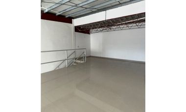 ALQUILER LOCAL COMERCIAL EN MILLA 8 - SG