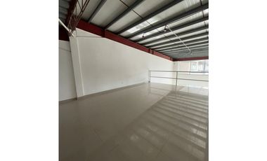 ALQUILER LOCAL COMERCIAL EN MILLA 8 - SG