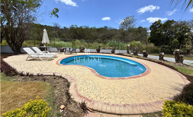 VENTA DE CASA CON PISCINA EN CORONADO (13)