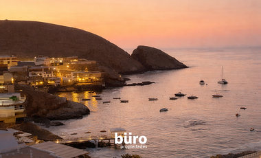 PRECIOSA CASA DE PLAYA EN VENTA CON IMPRESIONANTE VISTA AL MAR PLAYA PELICANOS