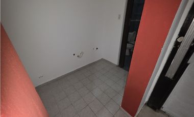 Alquilo Casa 3 Dorm con Pileta y Cochera Doble – B° Silvano Funes