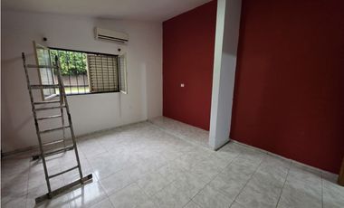Alquilo Casa 3 Dorm con Pileta y Cochera Doble – B° Silvano Funes