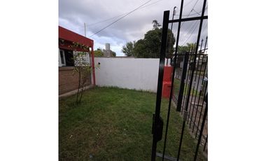 Alquilo Casa 3 Dorm con Pileta y Cochera Doble – B° Silvano Funes