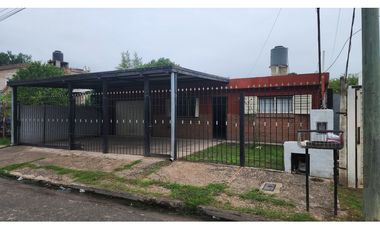 Alquilo Casa 3 Dorm con Pileta y Cochera Doble – B° Silvano Funes