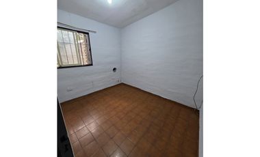 Alquilo Casa 3 Dorm con Pileta y Cochera Doble – B° Silvano Funes