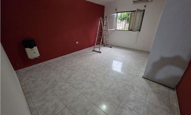 Alquilo Casa 3 Dorm con Pileta y Cochera Doble – B° Silvano Funes