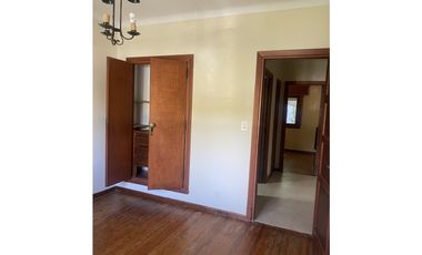 CHALET 6 AMBIENTES APTO PROFESIONAL- RAWSON 2800