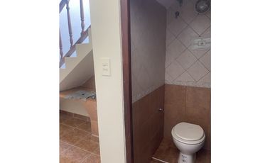 CHALET 6 AMBIENTES APTO PROFESIONAL- RAWSON 2800