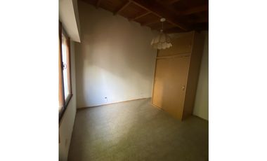 CHALET 6 AMBIENTES APTO PROFESIONAL- RAWSON 2800