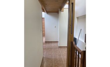 CHALET 6 AMBIENTES APTO PROFESIONAL- RAWSON 2800