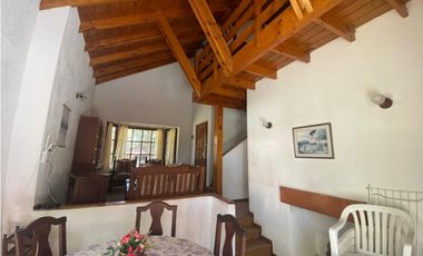 Casa en Pinamar Cerca del Mar, Parque, Parrilla y Gas Natural