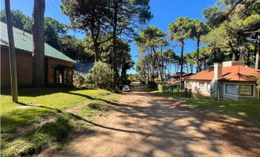 Casa en Pinamar Cerca del Mar, Parque, Parrilla y Gas Natural