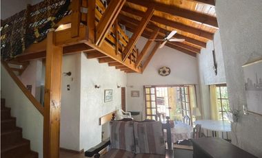 Casa en Pinamar Cerca del Mar, Parque, Parrilla y Gas Natural