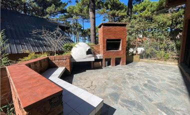 Casa en Pinamar Cerca del Mar, Parque, Parrilla y Gas Natural
