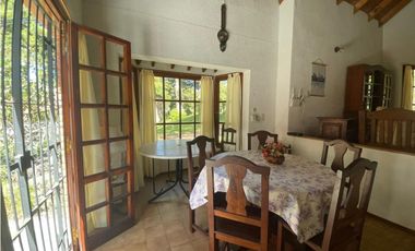 Casa en Pinamar Cerca del Mar, Parque, Parrilla y Gas Natural