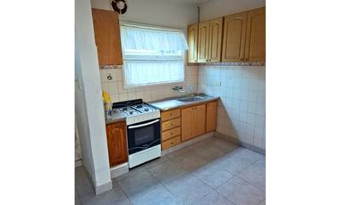 PH de 3 ambientes en venta zona hpc