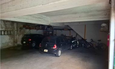 PH de 3 ambientes en venta zona hpc