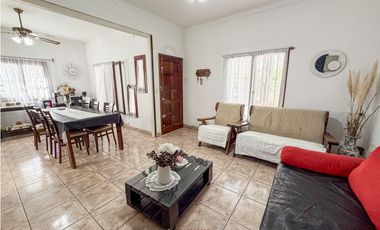 CASA 4 AMBIENTES. LOS ANDES.