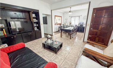 CASA 4 AMBIENTES. LOS ANDES.