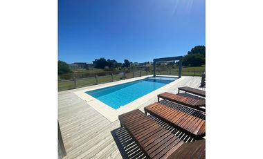 Casa en venta en Costa Esmeralda Ecuestre 386 Pileta