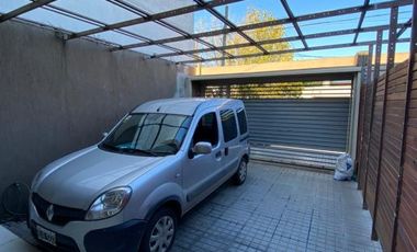 Duplex en venta en Moron Sur