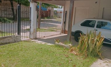 Casa en venta de 3 dormitorios c/ cochera en Monte Grande