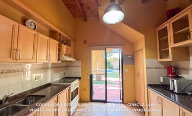 Casa quinta en venta de 179m2 ubicado en Monte Grande