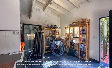 Casa quinta en venta de 179m2 ubicado en Monte Grande