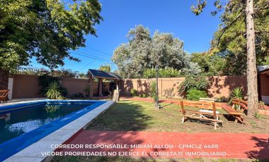 Casa quinta en venta de 179m2 ubicado en Monte Grande