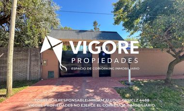 Casa quinta en venta de 179m2 ubicado en Monte Grande