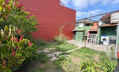 Casa PH en venta en Remedios de Escalada Oeste