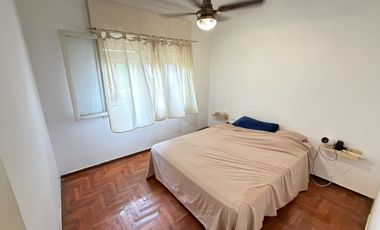 Casa PH en venta en Remedios de Escalada Oeste