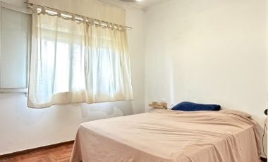 Casa PH en venta en Remedios de Escalada Oeste