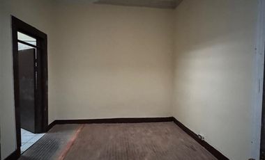 Casa en Arriendo en Barrio Italia cercano a metro Monseñor Yzaguirre