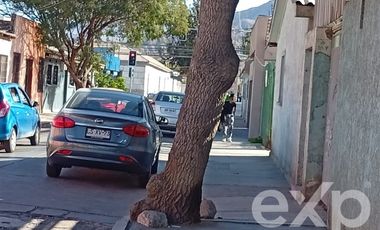 Casa en Venta en calle vicuña mackena con atacama