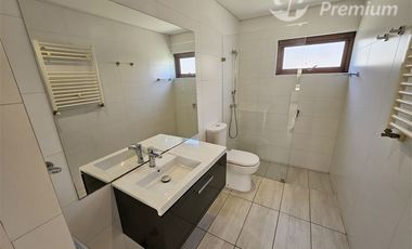 Casa en Venta en LA MEJOR OPCION DE COMPRA y/o ARRIENDO EN HACIENDA CHACABUCO