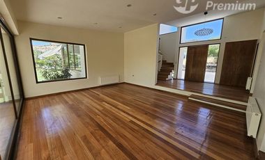 Casa en Venta en LA MEJOR OPCION DE COMPRA y/o ARRIENDO EN HACIENDA CHACABUCO