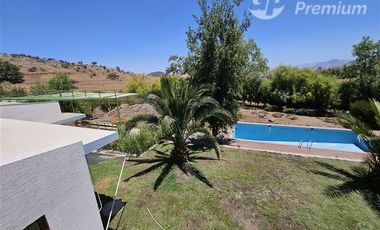 Casa en Venta en LA MEJOR OPCION DE COMPRA y/o ARRIENDO EN HACIENDA CHACABUCO