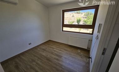 Casa en Venta en LA MEJOR OPCION DE COMPRA y/o ARRIENDO EN HACIENDA CHACABUCO