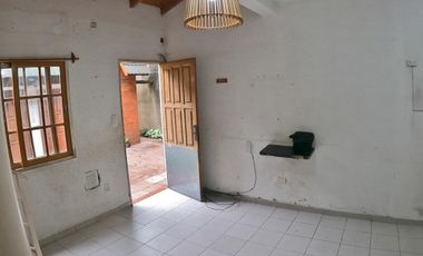 Excelente PH tipo Duplex 2 amb con patio