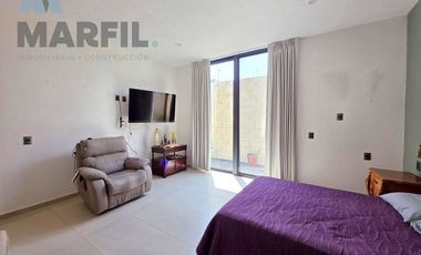 Venta de increíble Residen de 4 Recámaras y alberca en Ciudad Guzmán