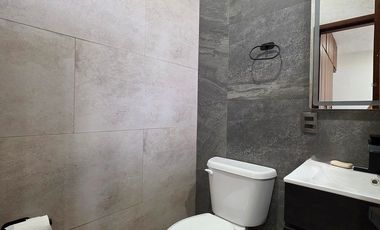 Venta de increíble Residen de 4 Recámaras y alberca en Ciudad Guzmán