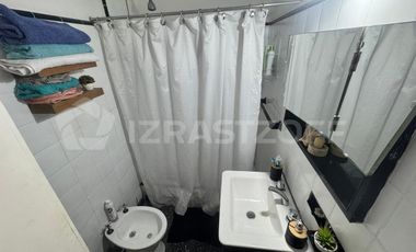 VENTA CASA MULTIFAMILIAR CON ENTRADAS INDEPENDIENTES, PATIO / PARQUE - VILLA ADELINA