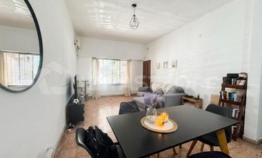 VENTA CASA MULTIFAMILIAR CON ENTRADAS INDEPENDIENTES, PATIO / PARQUE - VILLA ADELINA