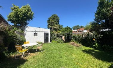 VENTA CASA MULTIFAMILIAR CON ENTRADAS INDEPENDIENTES, PATIO / PARQUE - VILLA ADELINA