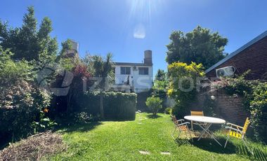 VENTA CASA MULTIFAMILIAR CON ENTRADAS INDEPENDIENTES, PATIO / PARQUE - VILLA ADELINA